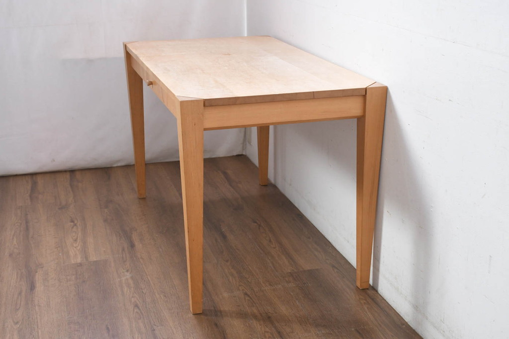 中古　WOOD YOU LIKE COMPANY(ウッドユウライクカンパニー)　FOUR DELTA TAPER DESK(4デルタテーパーデスク)　メープル無垢材　ナチュラルで心地よい木肌のデスク(引き出し付き、机、コンソールデスク、ワークデスク、在宅用、在宅ワーク用)(定価約24万円)(R-082448)