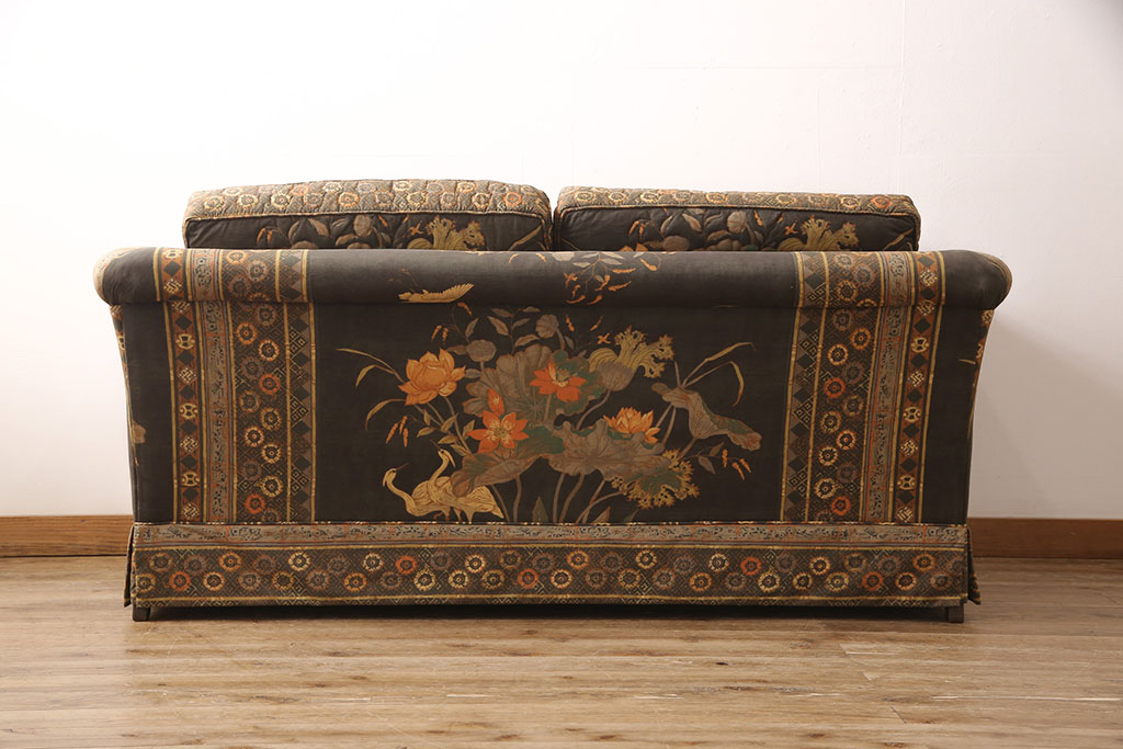 中古 ETHAN ALLEN(イーセンアーレン) 色鮮やかなボタニカル柄が 中古 ETHAN ALLEN(イーセンアーレン) 色鮮やかなボタニカル柄が