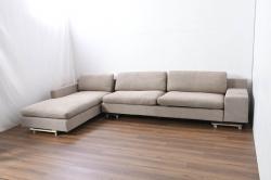 中古　美品　Cassina(カッシーナ)　Philippe Starck(フィリップ・スタルク)デザイン　MISTER(ミスター)　空間を格調高く演出するシステムソファ(カウチソファ、L字ソファ、3P、4P、5P、6P、三人掛け、四人掛け、3人掛け、4人掛け)(定価約250万円)(R-082463)