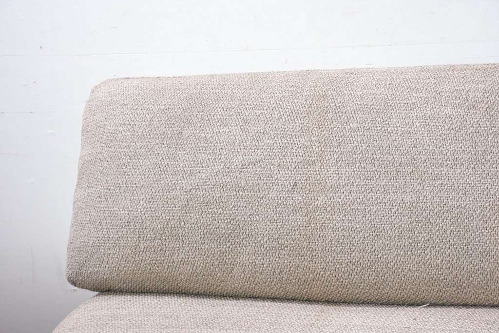 中古　美品　Cassina(カッシーナ)　Philippe Starck(フィリップ・スタルク)デザイン　MISTER(ミスター)　空間を格調高く演出するシステムソファ(カウチソファ、L字ソファ、3P、4P、5P、6P、三人掛け、四人掛け、3人掛け、4人掛け)(定価約250万円)(R-082463)