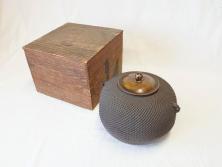 古い金属製　網代籠(ザル)　茶道具(箱付き)(R-044413)