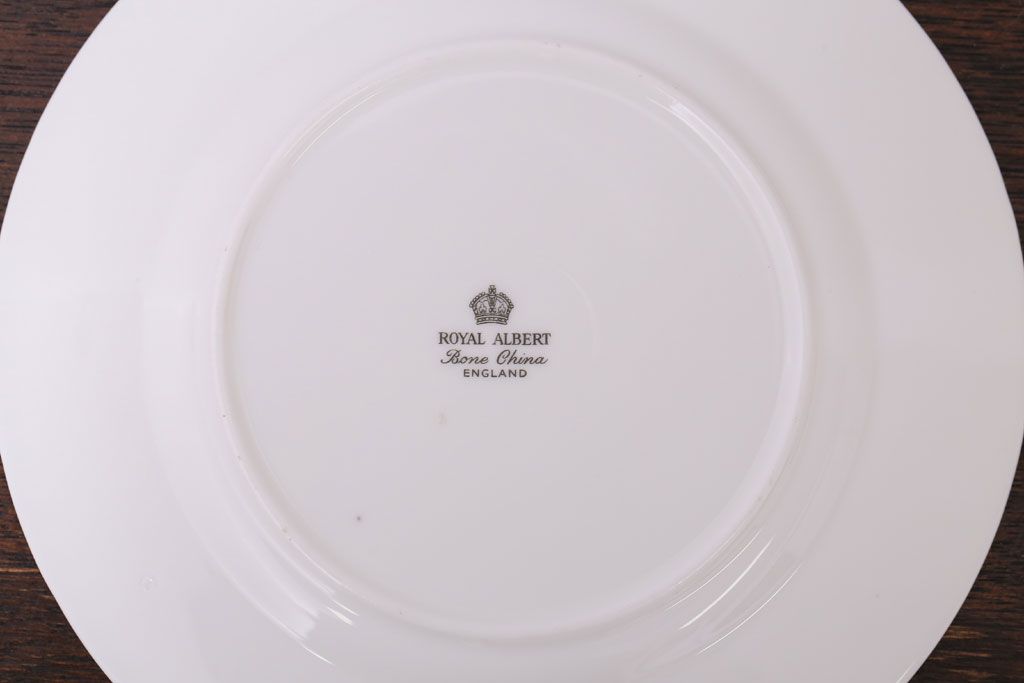 イギリス　Royal Albert(ロイヤルアルバート) MASQUERADE(マスカレード)シリーズ　トリオ2客セット(洋食器)(2)