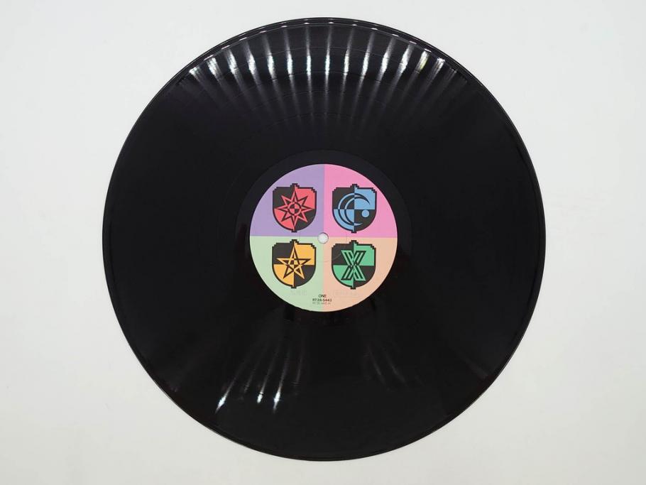 見本品(非売品)　COMPLEX　コンプレックス　布袋寅泰　吉川晃司　恋を止めないで　BE MY BABY　レコード(LP、12インチ、RT28-5443)(R-076720)