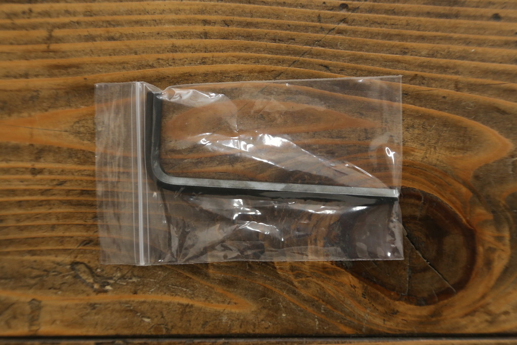 中古　岩谷堂箪笥　菊幸　お部屋に取り入れやすいスリムな縦型箪笥(収納棚、キャビネット、引き出し)(R-050787)