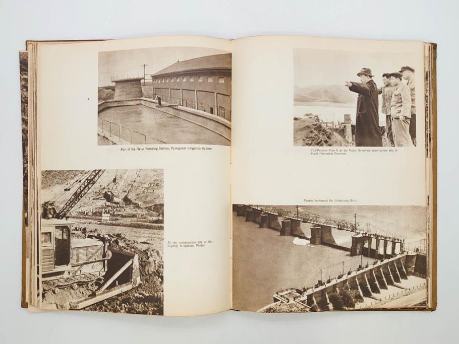 稀少　DEMOCRATIC PEOPLE'S REPUBLIC OF KOREA　1958　北朝鮮　歴史写真集(英字、英語、朝鮮民主主義人民共和国、写真帳、古本)(R-076724)