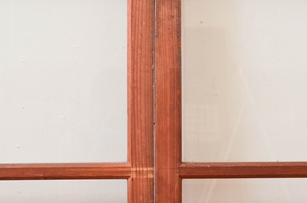 アンティーク建具　趣ある木味が魅力的なガラス戸2枚セット(引き戸)(R-076054)