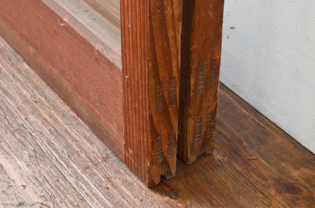 アンティーク建具　趣ある木味が魅力的なガラス戸2枚セット(引き戸)(R-076054)