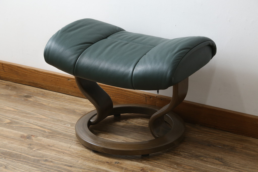 中古　EKORNES(エコーネス)　本革(レザー)　オットマン付き　ロングセラー!!一番人気のストレスレス レノ クラシック(S)(アームチェア、リクライニングチェア、椅子、一人掛けソファ、1Pソファ)(定価約45万円)(R-081615)
