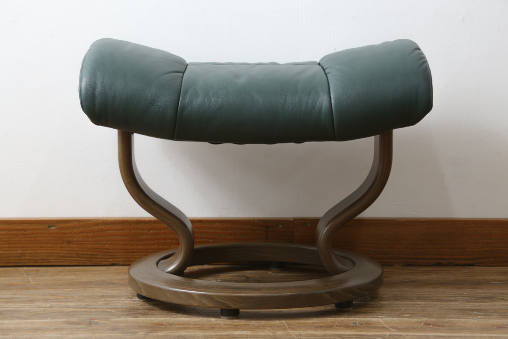 中古　EKORNES(エコーネス)　本革(レザー)　オットマン付き　ロングセラー!!一番人気のストレスレス レノ クラシック(S)(アームチェア、リクライニングチェア、椅子、一人掛けソファ、1Pソファ)(定価約45万円)(R-081615)