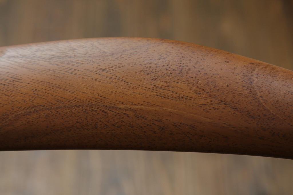 デンマークビンテージ　Johannes Hansen(ヨハネス・ハンセン)　Hans J Wegner(ハンス・J・ウェグナー)デザイン　THE CHAIR(ザ・チェア)　JH503　洗練された佇まいと曲線が美しいチェア(アームチェア、ダイニングチェア、椅子、イス、北欧、ヴィンテージ)(R-070750)