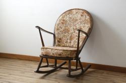 中古　美品　イギリス　ERCOL(アーコール)　落ち着いた色合いのボタニカル柄が印象的なクッション付きロッキングチェア(揺り椅子、イス、アームチェア)(R-060419)