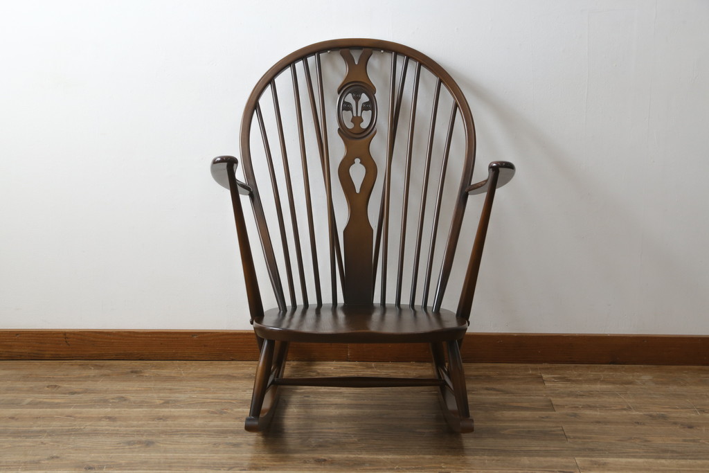 中古　美品　イギリス　ERCOL(アーコール)　落ち着いた色合いのボタニカル柄が印象的なクッション付きロッキングチェア(揺り椅子、イス、アームチェア)(R-060419)