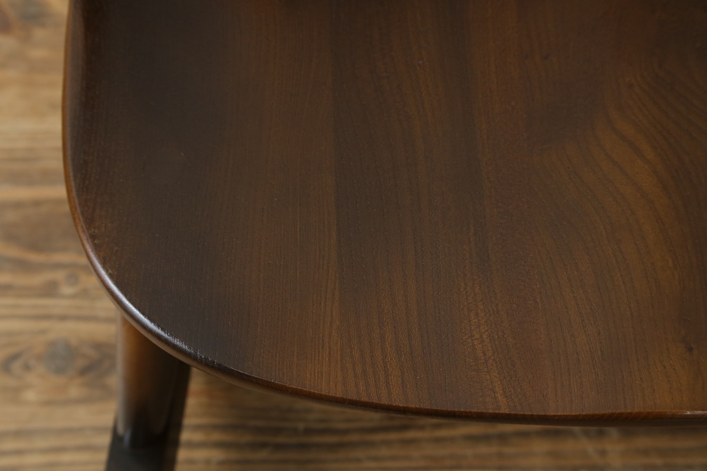 中古　美品　イギリス　ERCOL(アーコール)　落ち着いた色合いのボタニカル柄が印象的なクッション付きロッキングチェア(揺り椅子、イス、アームチェア)(R-060419)