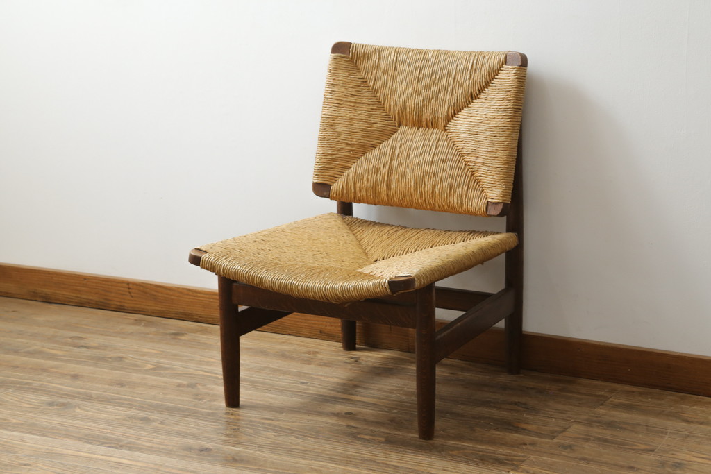 ジャンク品　和製ビンテージ　松本民芸家具　ナラ材　アジアンテイストのお部屋におすすめなラッシチェア(低椅子、ラウンジチェア、ダイニングチェア、椅子、イス、ヴィンテージ)(R-076664)