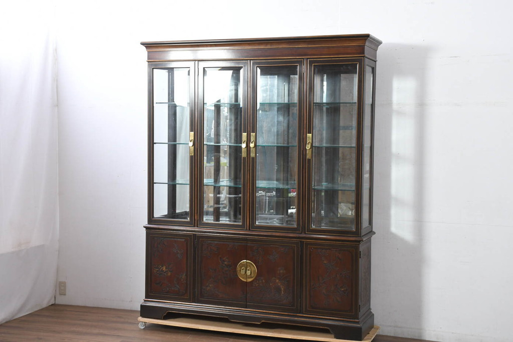 中古　美品　DREXEL HERITAGE(ドレクセルヘリテイジ)　シノワズリ様式　上品な佇まいが美しいチャイナキャビネット(食器棚、キュリオケース、ガラスケース、ショーケース、戸棚、飾り棚)(定価約340万円)(R-082480)