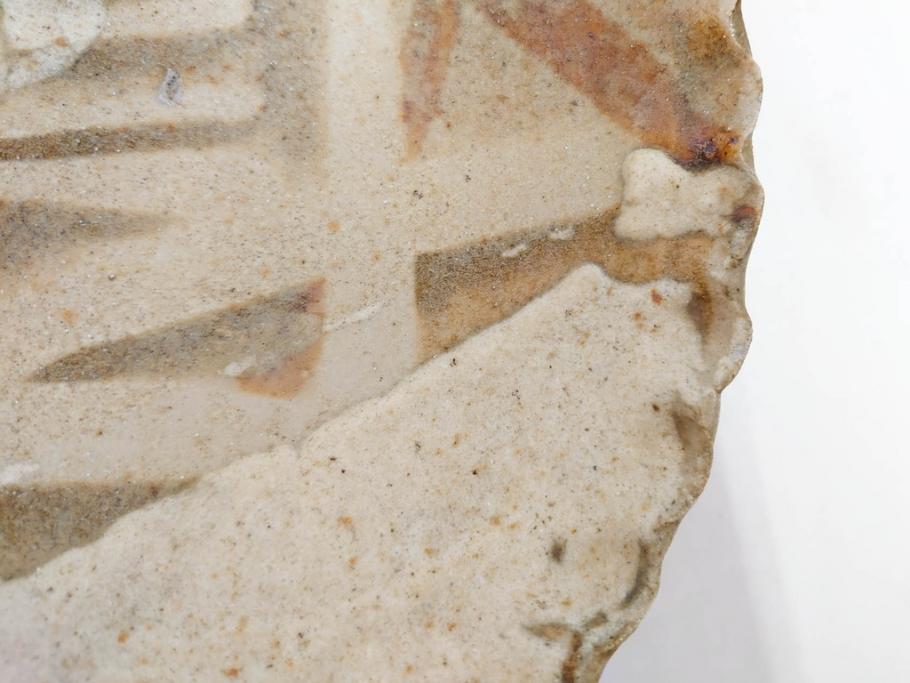 人間国宝　田村耕一　約28cm　9.3寸　深みのある色合いと繊細な絵付けが目を惹くいげ皿(イゲ縁、変形皿、大皿、和皿、和食器、九寸三分)(R-076729)