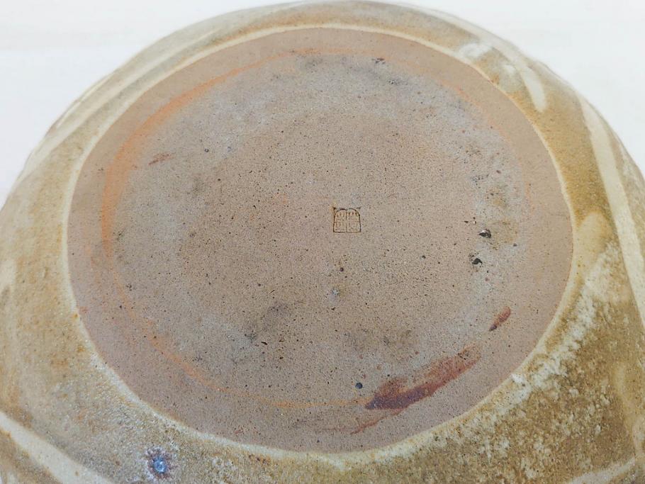 人間国宝　田村耕一　約28cm　9.3寸　深みのある色合いと繊細な絵付けが目を惹くいげ皿(イゲ縁、変形皿、大皿、和皿、和食器、九寸三分)(R-076729)