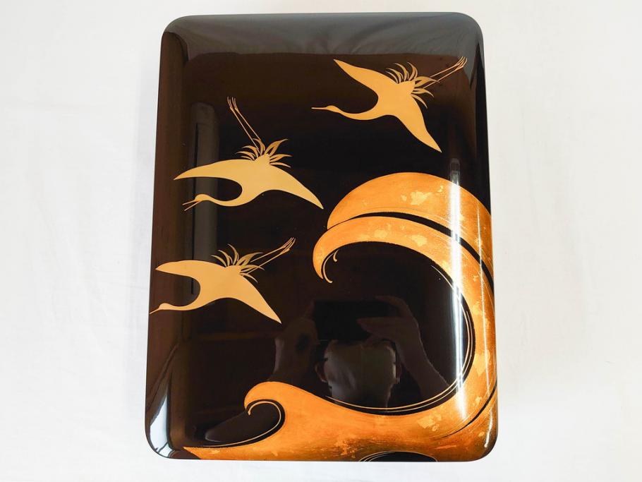 老舗 柏屋常左衛門商店　木曽漆器　波に鶴の蒔絵が描かれた美しい硯箱(共箱付き、木製、文箱、書道具)(R-069951)