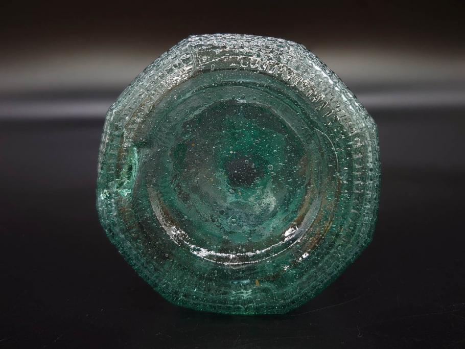 当時物　プレスガラス　レトロな味わい深いガラス瓶5点セット(ビン、醤油差し、あやめ、菖蒲、エンボス、花、桜、硝子)(R-082968)