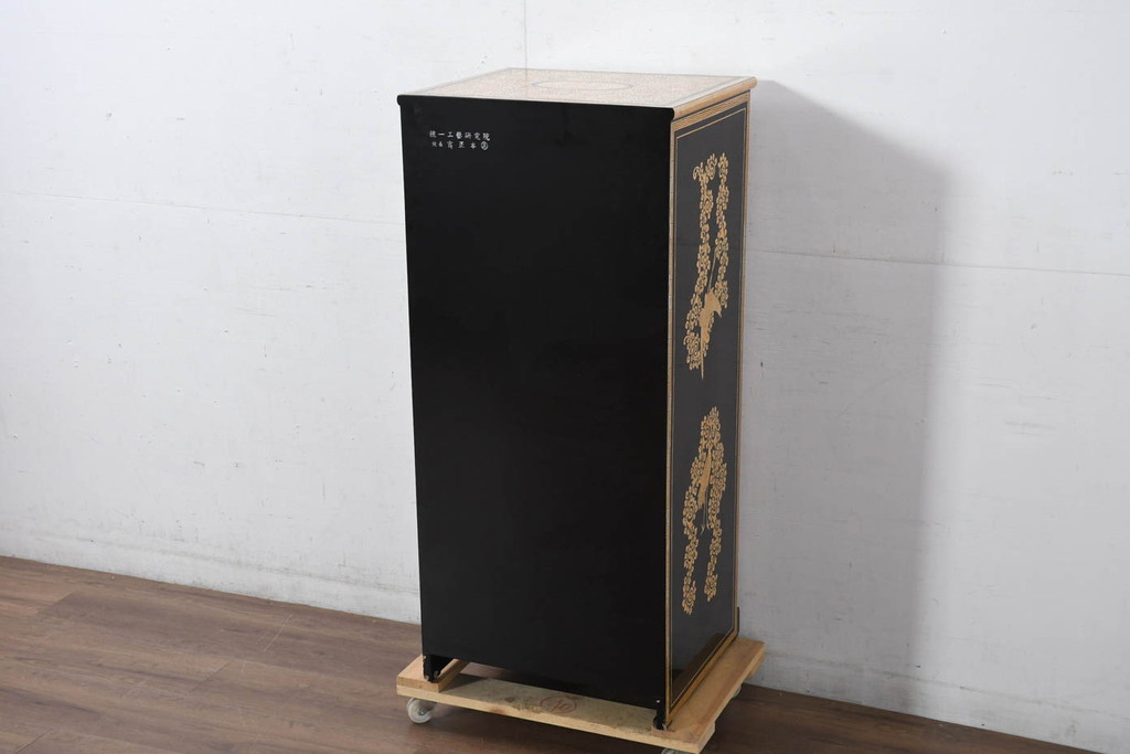 中古　超美品‼　もはや美術品‼　最高級　統一工芸研究院 吉正本　美しい螺鈿(ラデン)細工が目を引く存在感抜群の縦型チェスト(サイドチェスト、引き出し)(定価推定約150万円以上)(R-082490)