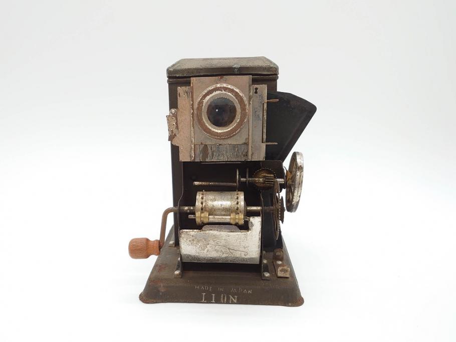 当時物　戦前　ライオン　LION　MADE IN JAPAN　フィルム12本付き　映写機セット(R-069870)