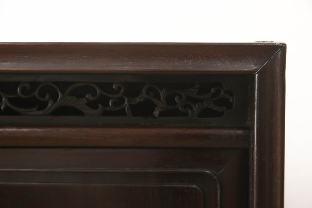和製アンティーク　時代物　シンプルなつくりが品の良さを高めるカリン材製飾り棚(茶棚、収納棚、花梨材)(R-049459)