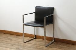 中古　美品!!　Cassina(カッシーナ)　184EVE(イヴ)　洗練されたモダンデザインが目を引くアームチェア(ダイニングチェア、椅子、イス)(定価約30万円)(R-068578)