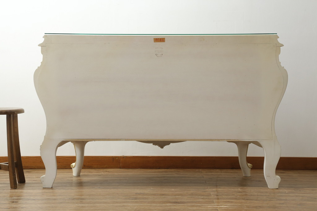 中古　美品　イタリア高級家具　SILIK(シリック)　ロココ調　Art.726　丸みを帯びたデザインが可愛らしい3段チェスト(コモード、サイドチェスト、ドロワー、引き出し)(定価約90万円)(R-065469)