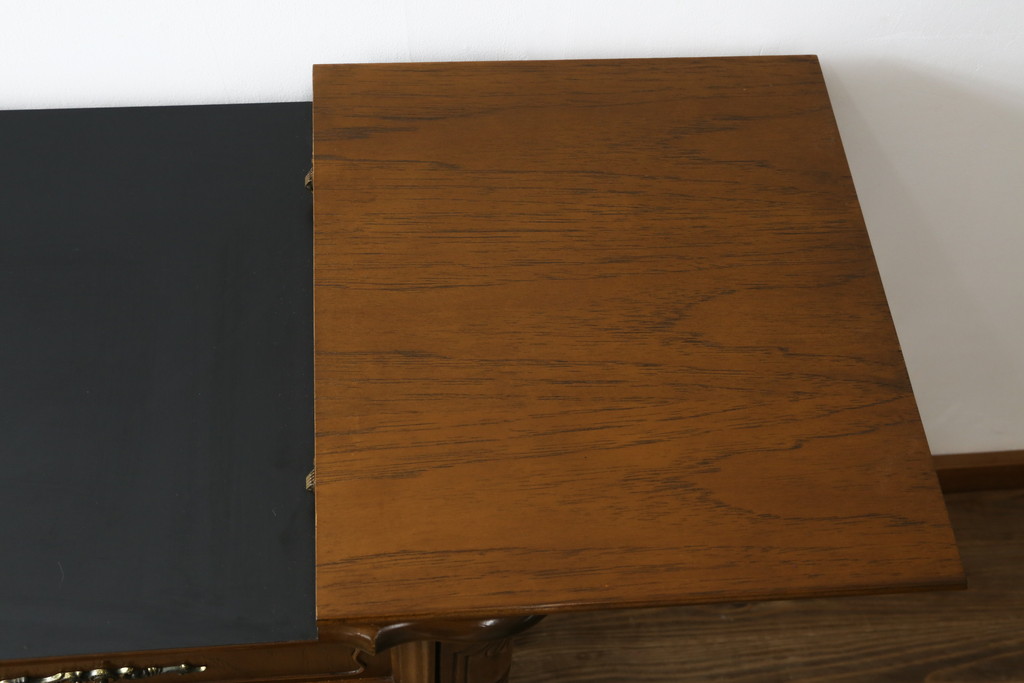 中古　美品　美しい彫刻とパーケットリーが目を惹くサイドボード(サーバー、サイドキャビネット、収納棚、戸棚、寄木細工)(定価約25万円)(R-081176)