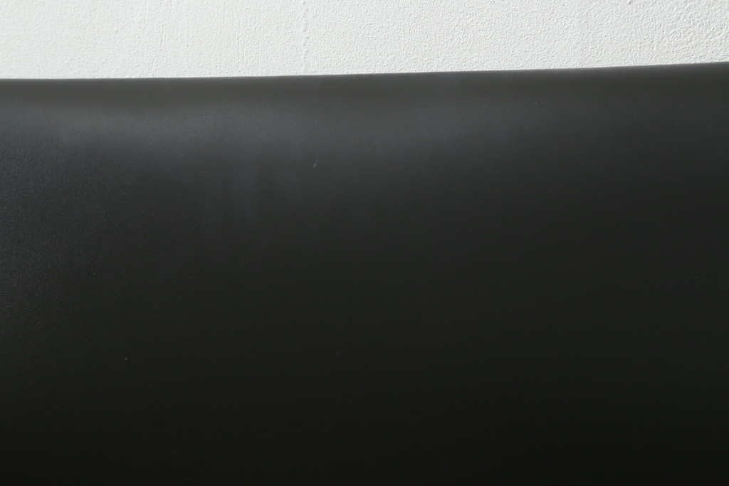 中古　美品!!　Cassina(カッシーナ)　184EVE(イヴ)　洗練されたモダンデザインが目を引くアームチェア(ダイニングチェア、椅子、イス)(定価約30万円)(R-076780)
