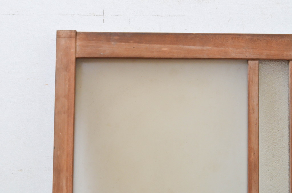 アンティーク建具　経年を感じさせる古い木味が魅力のFIX窓1枚(ガラス窓、嵌め殺し、フィックス)(R-069611)