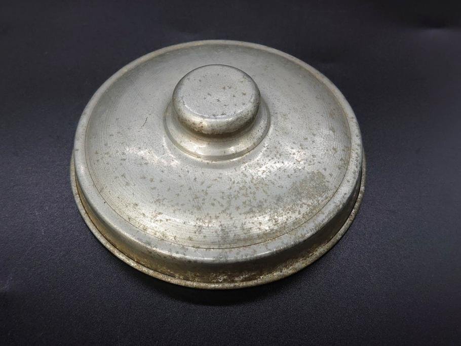 当時物　昭和レトロ　切子　涼しげな水色が目を引くキャンディーポット(菓子瓶、あめや瓶、飴屋、砂糖壺、ガラス瓶、ガラスビン、蓋(フタ)付き、菓子瓶、ボンボン入れ、小物入れ、硝子)(R-082982)