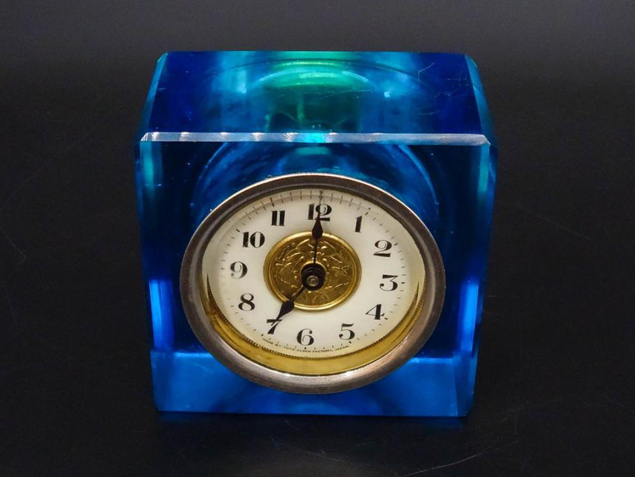 ジャンク品　戦前　東洋時計株式会社(TOYO CLOCK FACTORY)　ゼンマイ式　細やかな意匠が施されたエレガントな雰囲気溢れる置時計(置き時計、日本製、ガラス、硝子)(R-083033)