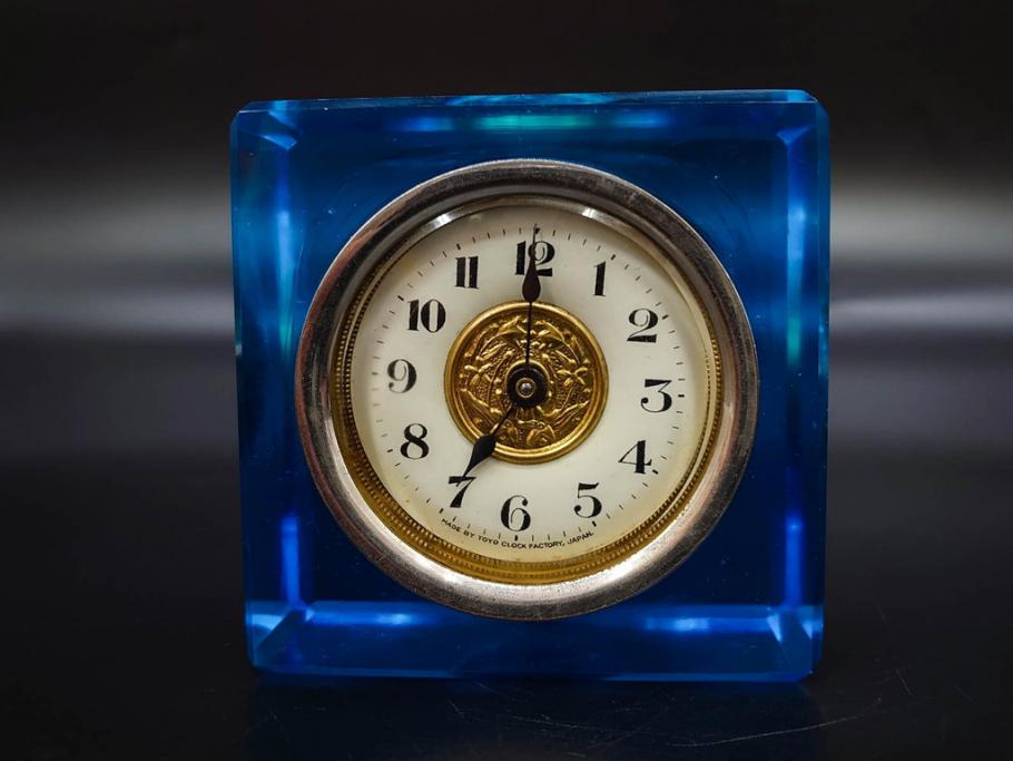 ジャンク品　戦前　東洋時計株式会社(TOYO CLOCK FACTORY)　ゼンマイ式　細やかな意匠が施されたエレガントな雰囲気溢れる置時計(置き時計、日本製、ガラス、硝子)(R-083033)