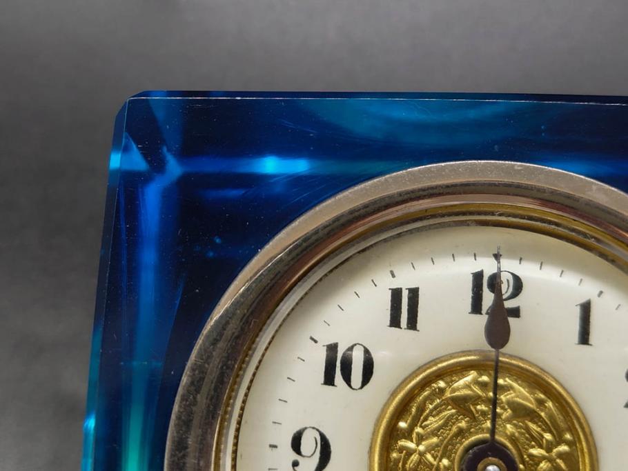 ジャンク品　戦前　東洋時計株式会社(TOYO CLOCK FACTORY)　ゼンマイ式　細やかな意匠が施されたエレガントな雰囲気溢れる置時計(置き時計、日本製、ガラス、硝子)(R-083033)