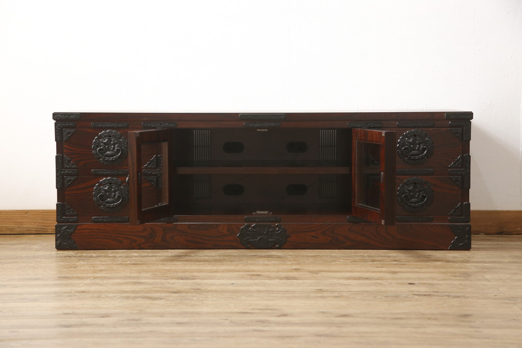 中古　美品　岩谷堂箪笥　和モダンスタイルの空間づくりに活躍するテレビ台(ローボード、テレビボード、AVボード、リビングボード、キャビネット、収納棚)(定価約45万円)(R-058033)