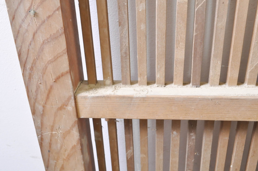 アンティーク建具　和の風情が感じられる杉材の素朴な蔵戸1枚(引き戸、玄関戸)(R-069234)