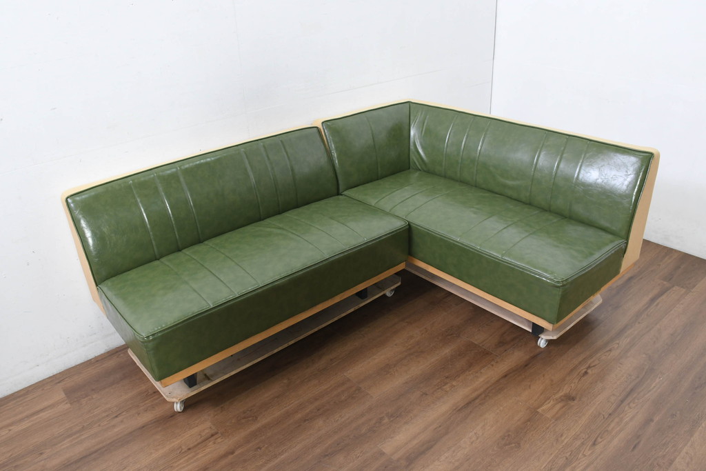 中古　美品　UP TOWN FURNITURE(アップタウン・ファニチャー)　PULLEY(プーリー)　合皮　レトロな色使いがおしゃれな2人掛けソファベンチ(二人掛け、2Pソファ)(R-081931)