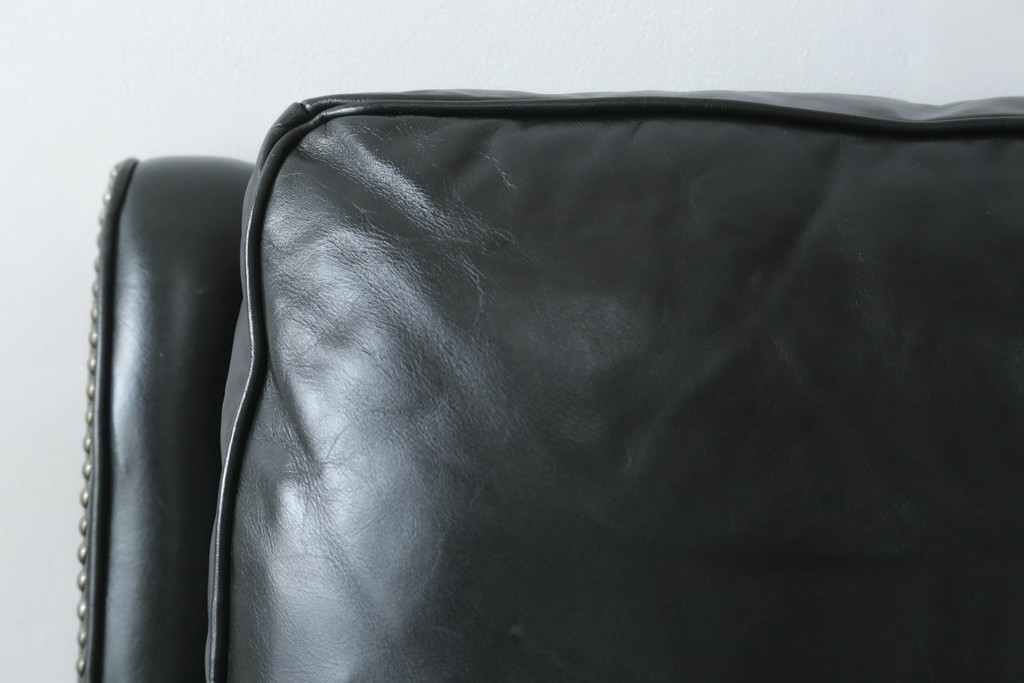 中古　DREXEL HERITAGE(ドレクセルヘリテイジ)　Upholstery(アップホルスタリー)コレクション　本革(レザー)　高級感溢れる佇まいが魅力のリクライニング付き1人掛けソファ(一人掛けソファ、1P、パーソナルチェア、ラウンジチェア、リクライニングソファ、アームソファ、フットレスト)(R-067021)