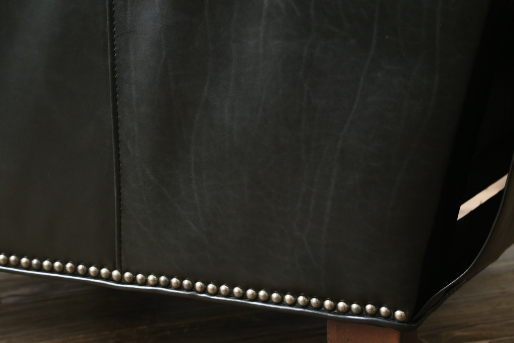 中古　DREXEL HERITAGE(ドレクセルヘリテイジ)　Upholstery(アップホルスタリー)コレクション　本革(レザー)　高級感溢れる佇まいが魅力のリクライニング付き1人掛けソファ(一人掛けソファ、1P、パーソナルチェア、ラウンジチェア、リクライニングソファ、アームソファ、フットレスト)(R-067021)