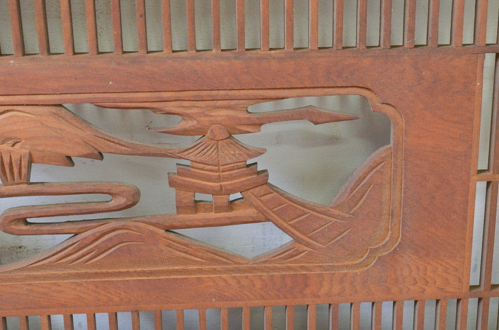 アンティーク建具　松　山里の風景が美しい組子入り彫刻欄間2枚セット(明かり取り、明り取り)(R-069520)