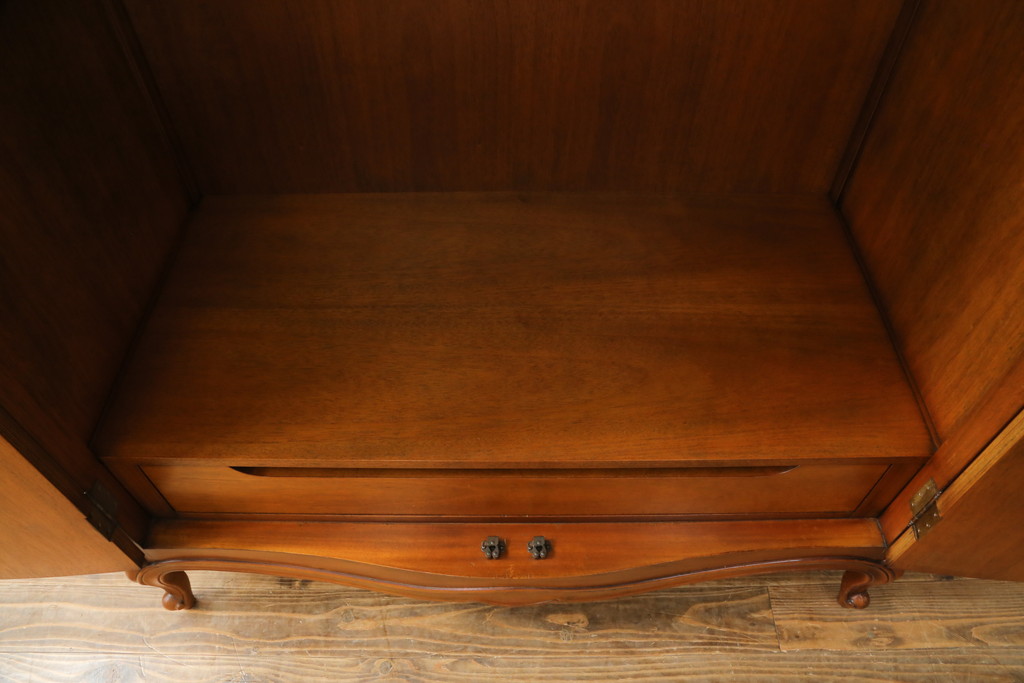 中古　美品　DREXEL HERITAGE(ドレクセルヘリテイジ)　Touraine(ツーレイン)　流れるような曲線が美しいワードローブ(定価約100万円)(洋服タンス)(R-058303)