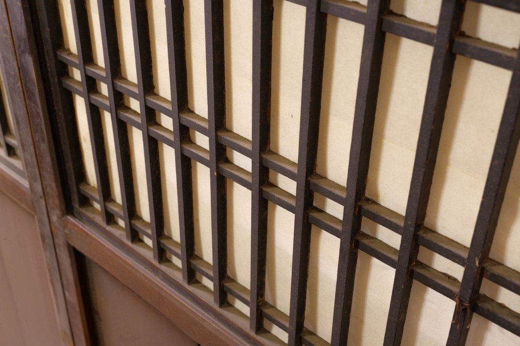 アンティーク建具　長い歴史を刻んだ味わいが魅力的な障子帯戸2枚セット(引き戸、板戸、格子帯戸、障子戸)(R-074484)