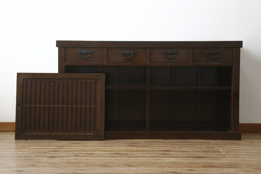 中古　高級　銘木　鉄刀木(タガヤサン)　総無垢(ムク)材　和モダンテイストのお部屋づくりに取り入れたい水屋箪笥サイドボード(収納棚、戸棚、食器棚、カップボード、サイドキャビネット)(R-079989)