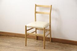 中古　Cassina(カッシーナ)　GIO PONTI(ジオ・ポンティ)　646　本革　アッシュ材　ナチュラルテイストの空間づくりにおすすめのアームレスチェア(椅子、ダイニングチェア)(R-051288)