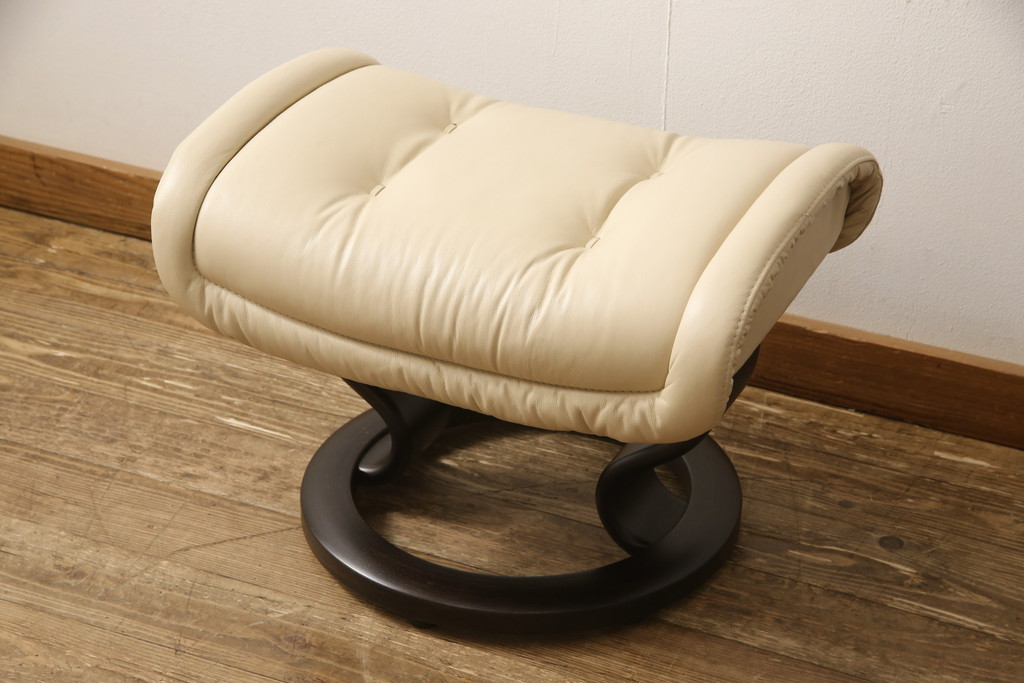 中古　超美品　EKORNES(エコーネス)　本革　ロイヤルシリーズ　オットマン付き　ストレスレスチェア(定価約46万円)(リクライニングチェア、アームチェア、椅子)(R-053071)