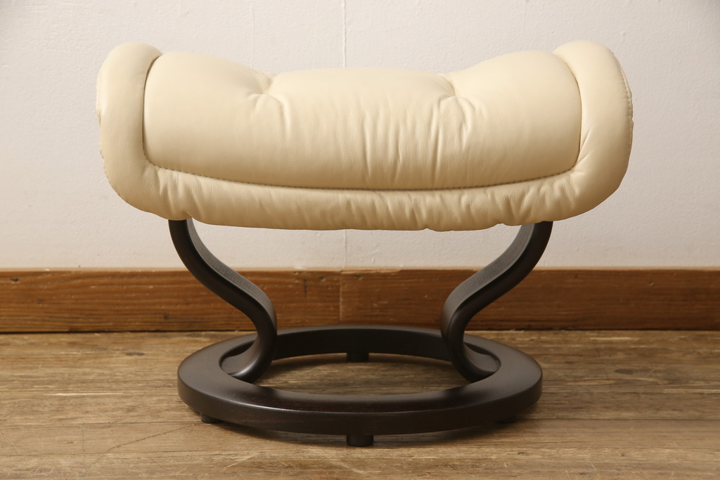 中古　超美品　EKORNES(エコーネス)　本革　ロイヤルシリーズ　オットマン付き　ストレスレスチェア(定価約46万円)(リクライニングチェア、アームチェア、椅子)(R-053071)