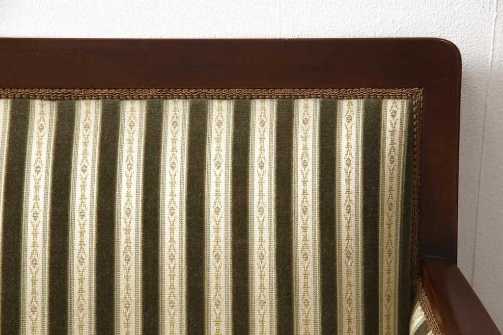 中古　美品　神戸洋家具　メープル不二屋　優雅な佇まいが魅力的な3人掛けソファ(ラウンジソファ、三人掛け、3P)(R-057950)