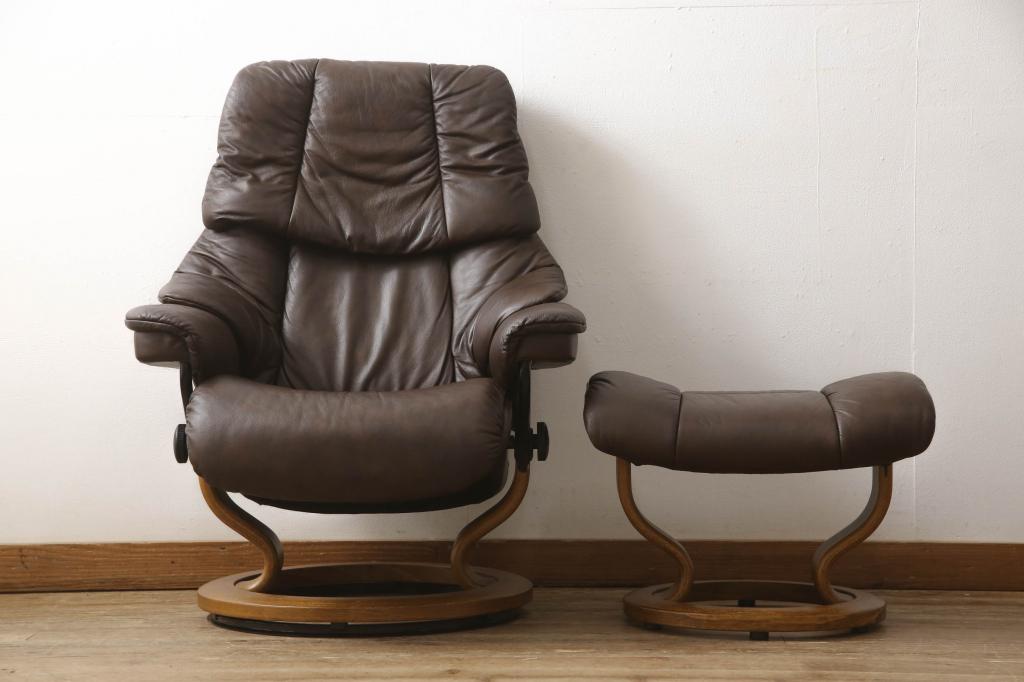 中古　美品　EKORNES(エコーネス)　本革　オットマン付き　ストレスレス レノ クラシック(M)(アームチェア、リクライニングチェア、椅子、一人掛けソファ、1Pソファ)(定価約37万9千円)(R-076090)