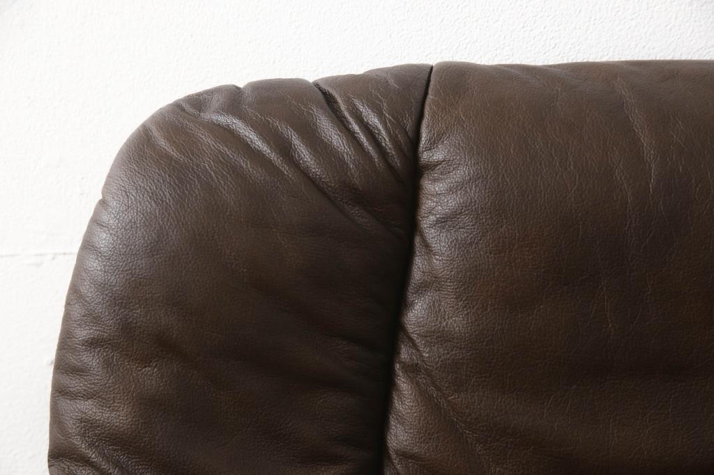 中古　美品　EKORNES(エコーネス)　本革　オットマン付き　ストレスレス レノ クラシック(M)(アームチェア、リクライニングチェア、椅子、一人掛けソファ、1Pソファ)(定価約37万9千円)(R-076090)